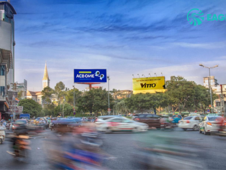 BILLBOARD NGUYỄN TRÃI - PHẠM NGŨ LÃO